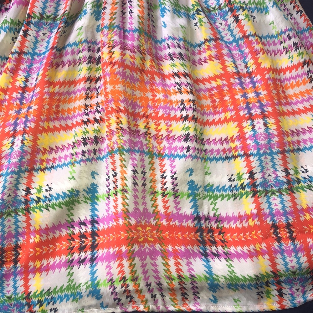 Halter top - Picture 3 of 4